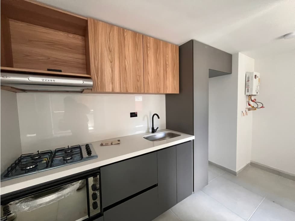 Apartamento en Arriendo en Bello — foto 2