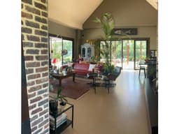 VENDO HERMOSA CASA INDEPENDIENTE CON PUERTA ELECTRICA EN RIONEGRO