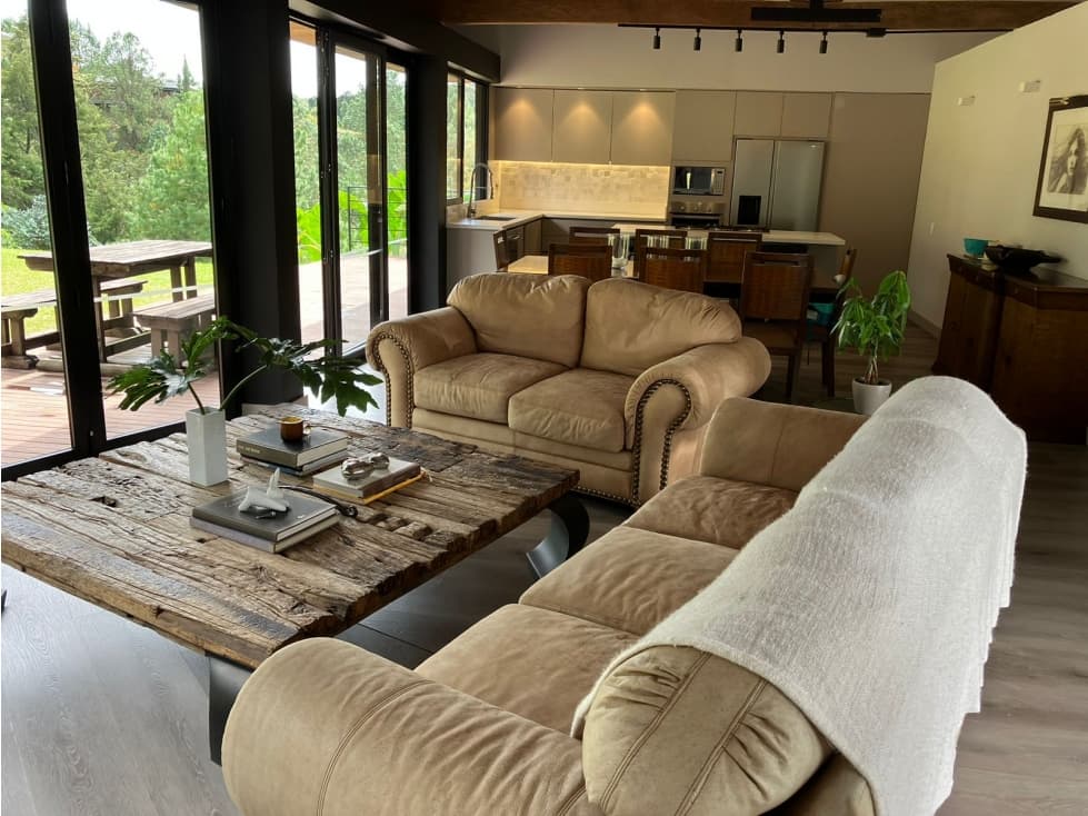 VENTA CASA MODERNA UBICADA EN PARCELACIÓN - EL RETIRO — foto 4