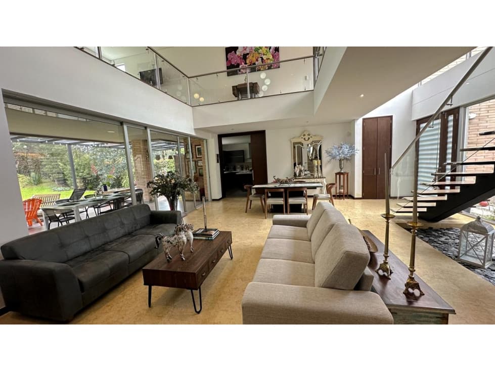 Venta Hermosa Casa en Unidad Cerrada, En Alto de Las Palmas-Envigado — foto 3