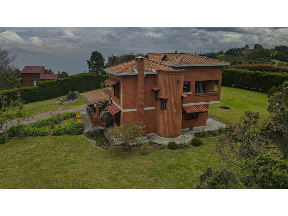 Venta de casa campestre en Santa Elena — foto 2