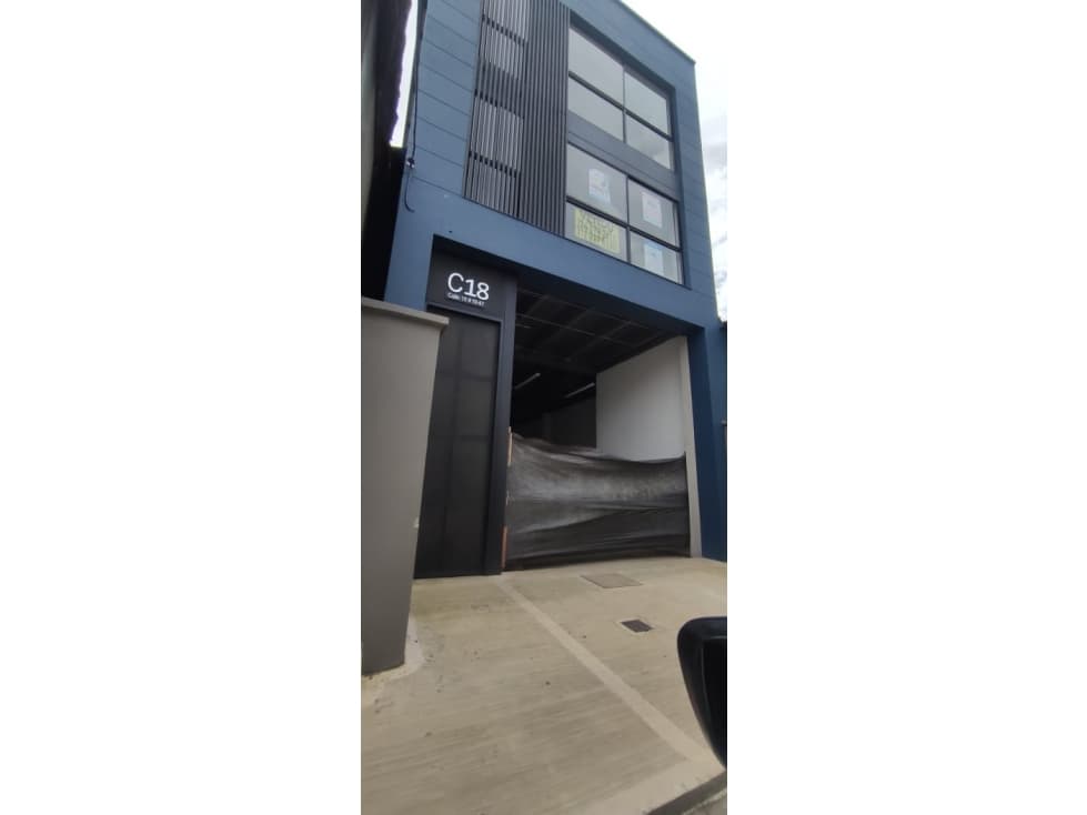 VENTA DE LOCAL COMERCIAL EN LA CEJA — foto 2