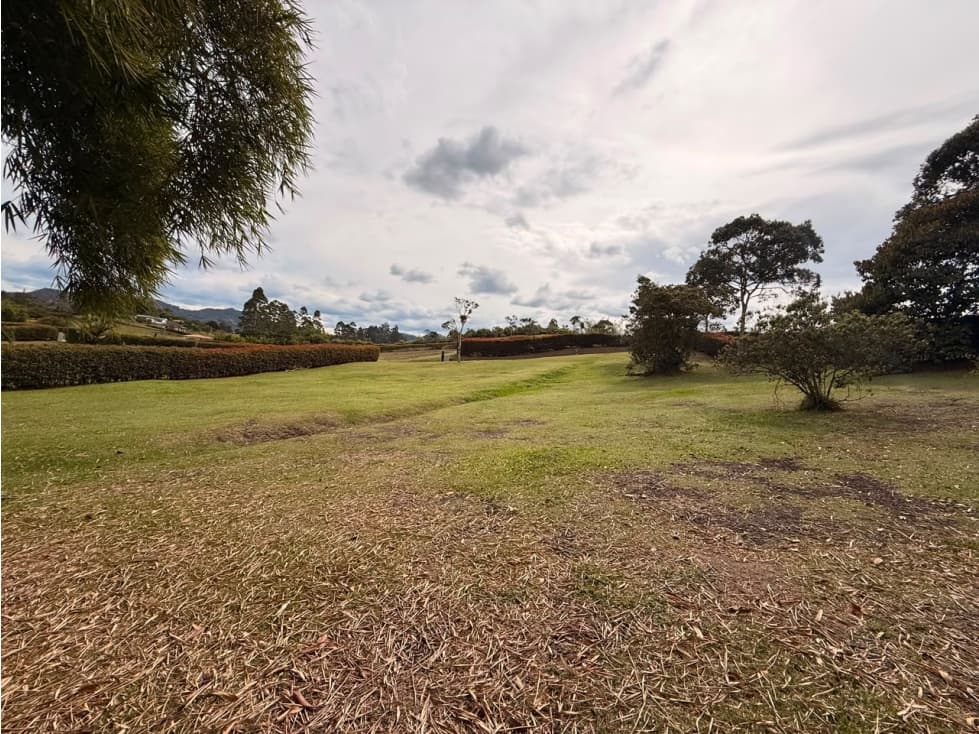 VENTA DE LOTE SECTOR CLUB LLANOGRANDE  — foto 4