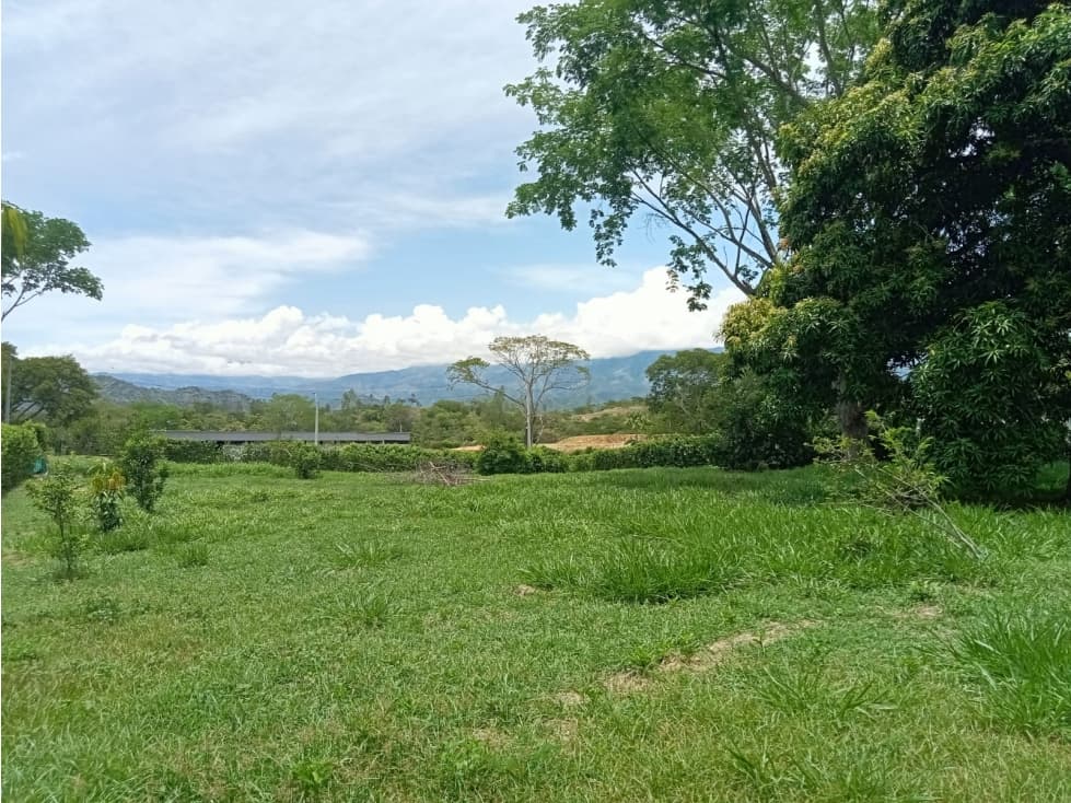 LOTE EN VENTA, COMPLETAMENTE PLANO, SOPETRAN, VEREDA EL RODEO — foto 3