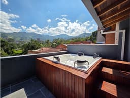 CASA EN VENTA, SABANETA, LOMA DE SAN JOSE