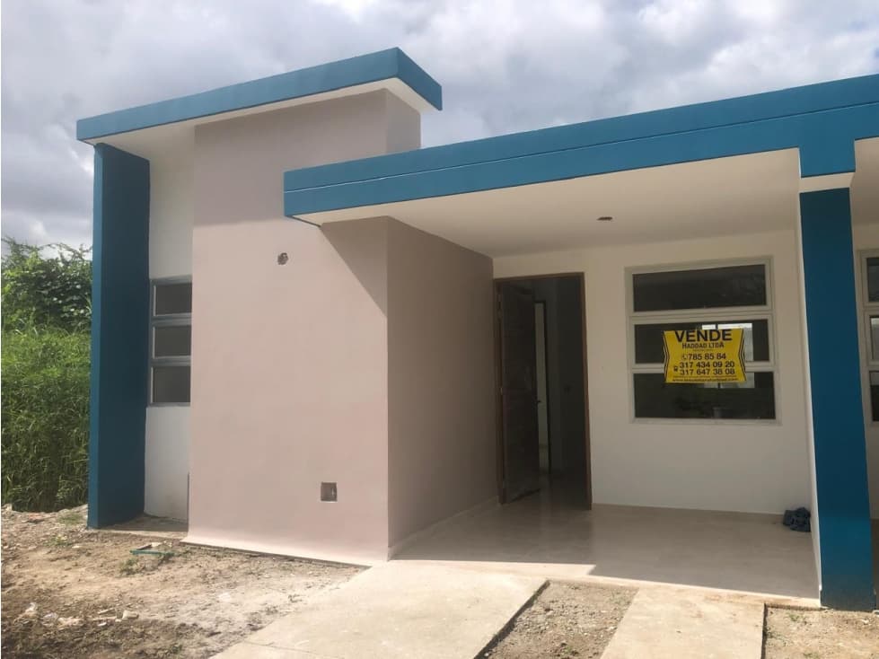 CASA DISPONIBLE EN VENTA URB. ALBORAYA — foto 1