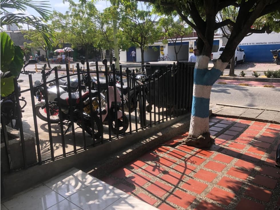 CASA DISPONIBLE PARA VENTA BARRIO SUCRE — foto 1