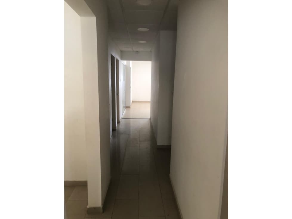 LOCAL COMERCIAL DISPONIBLE PARA ARRIENDO — foto 5