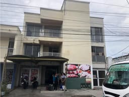 LOCAL COMERCIAL EN ARRIENDO/LAURELES