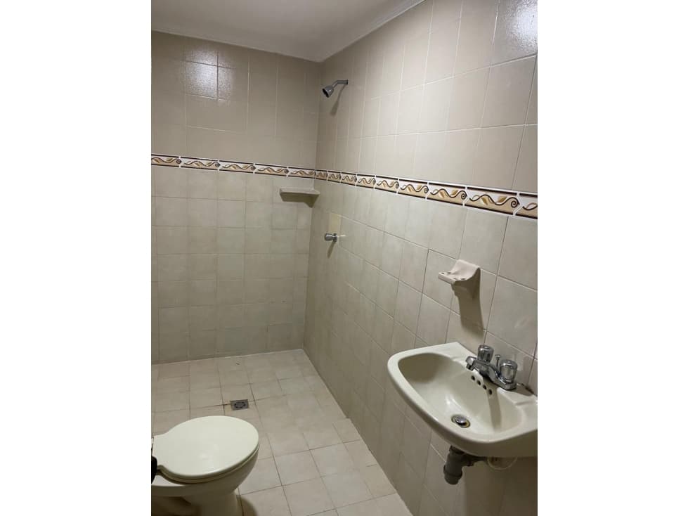 CASA DISPONIBLE EN VENTA — foto 3