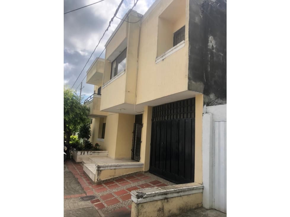 CASA DISPONIBLE EN VENTA — foto 2