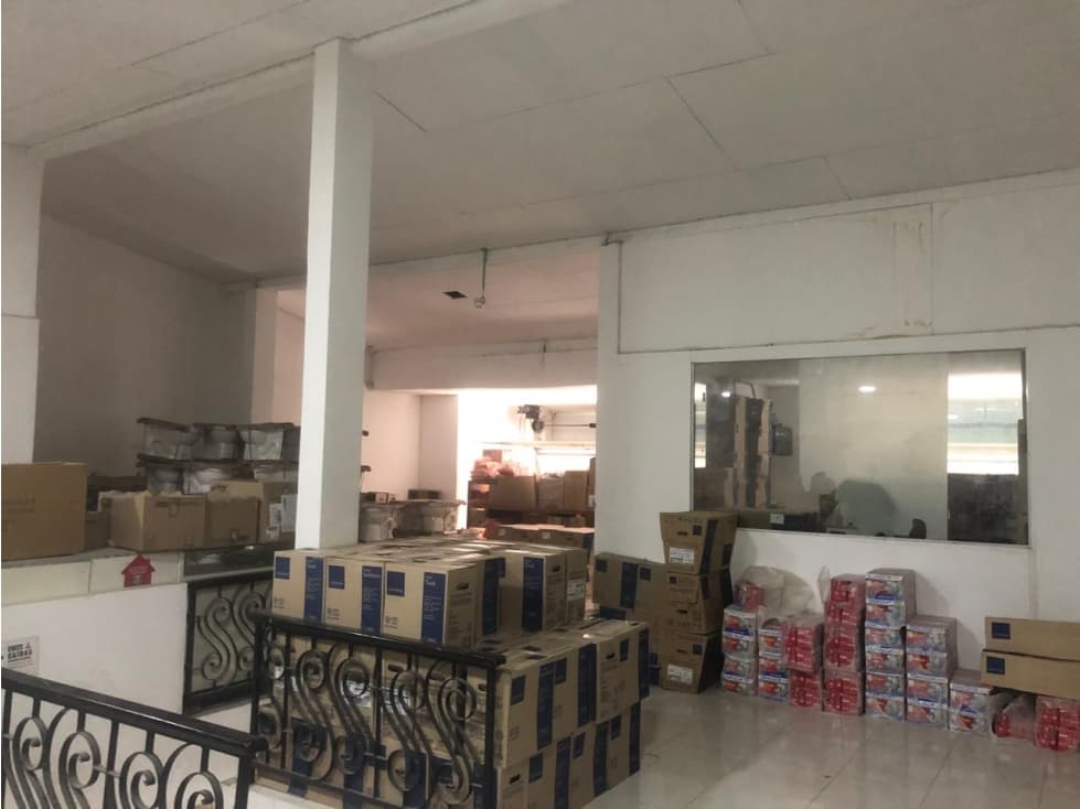LOCAL DISPONIBLE EN ARRIENDO/CENTRO MONTERIA — foto 2