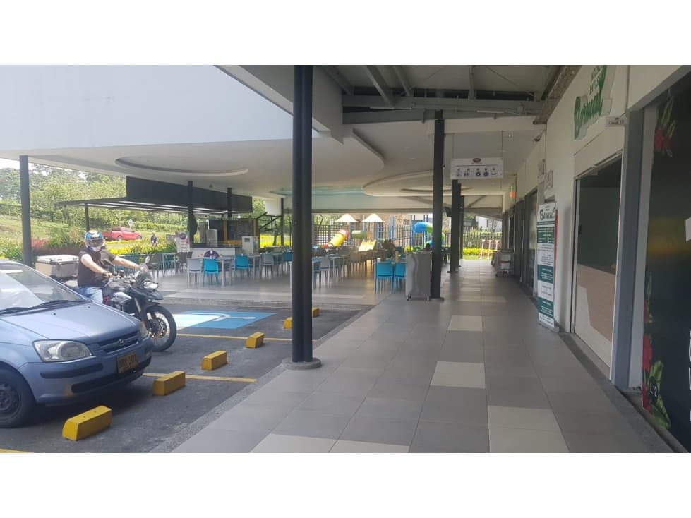Local comercial 35 m2 Senior´s Mall Armenia — foto 5