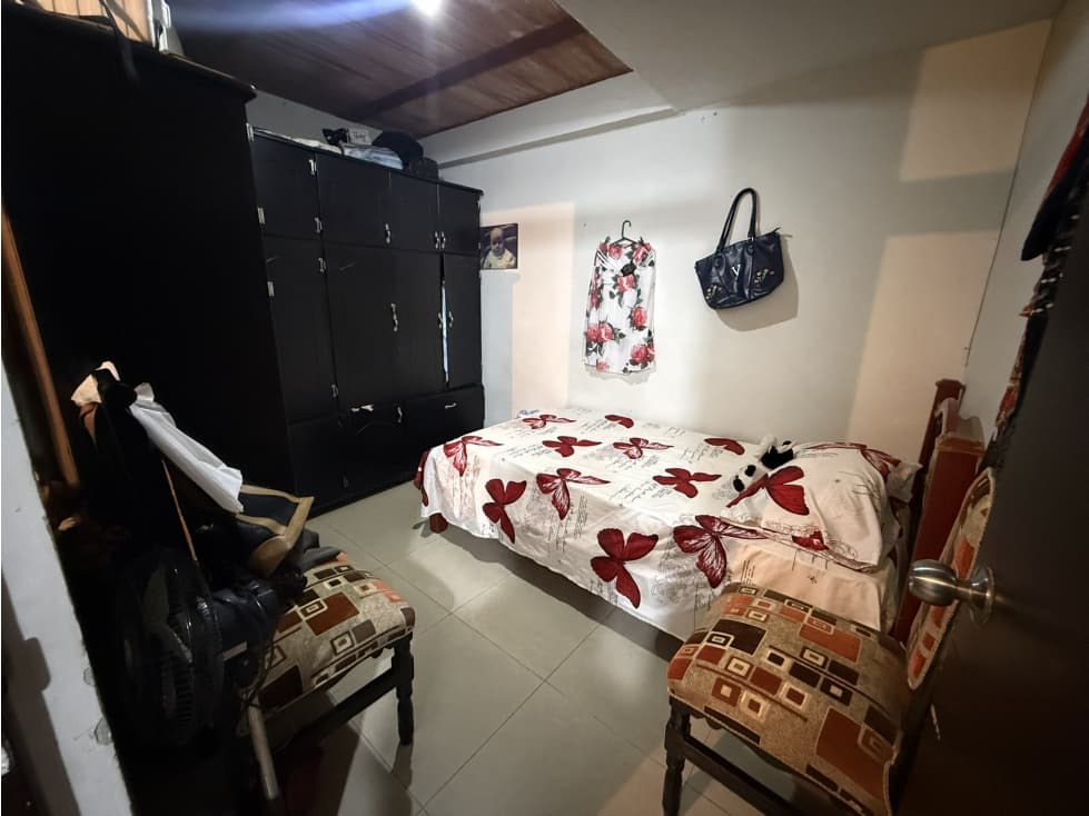 VENTA CASA BIFAMILIAR SECTOR BARRIO CIUDAD DORADA — foto 5