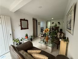 VENTA CASA BIFAMILIAR SECTOR BARRIO ZULDEMAYDA