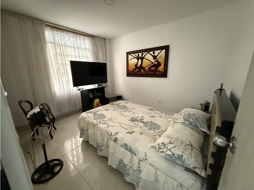 VENTA CASA BIFAMILIAR SECTOR BARRIO ZULDEMAYDA — foto 3