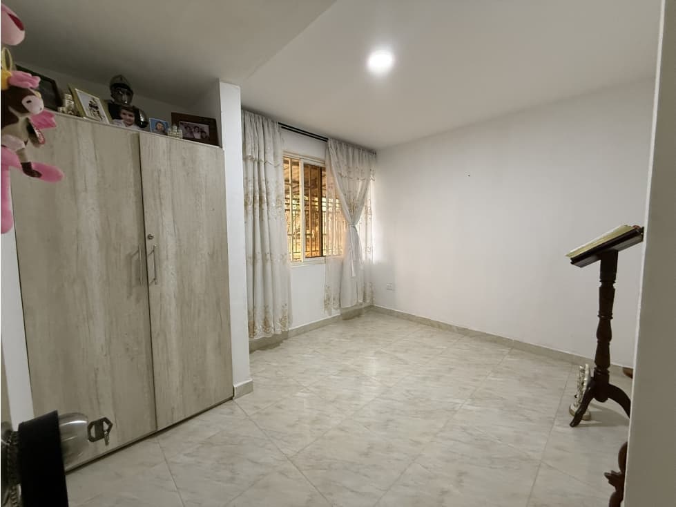 VENTA CASA BIFAMILIAR SECTOR BARRIO ZULDEMAYDA — foto 5