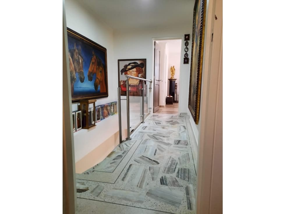 VENTA APRATAMENTO DUPLEX SECTOR CLINICAS — foto 4