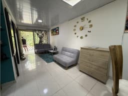 VENTA CASA OCCIDENTE BARRIO RESIDENCIAL - CALLE VEHICULAR
