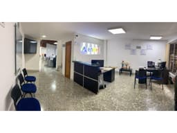 Vendo casa oficina sector castellana
