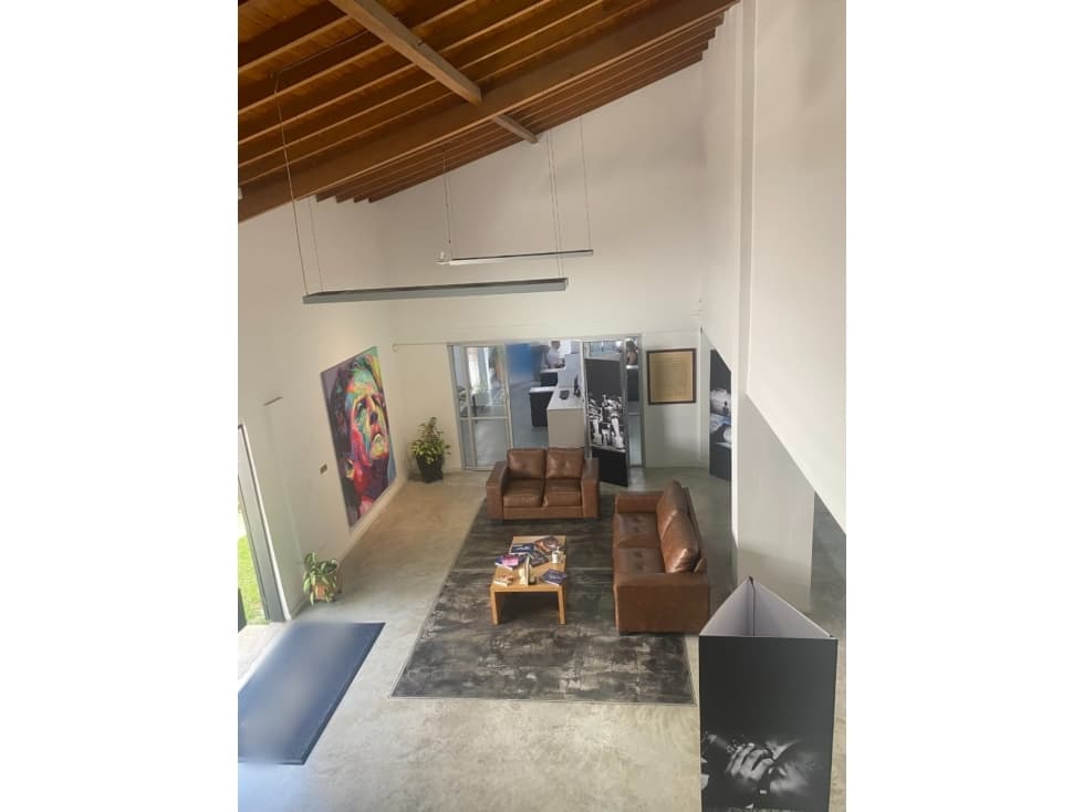 Casa lote en La Aguacatala — foto 2