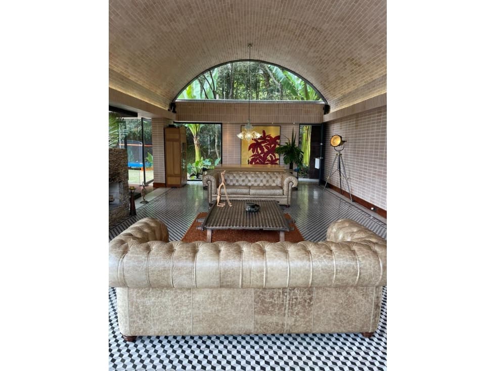 VENTA DE CASA EN ENVIGADO, LOMA DEL ESCOBERO — foto 3