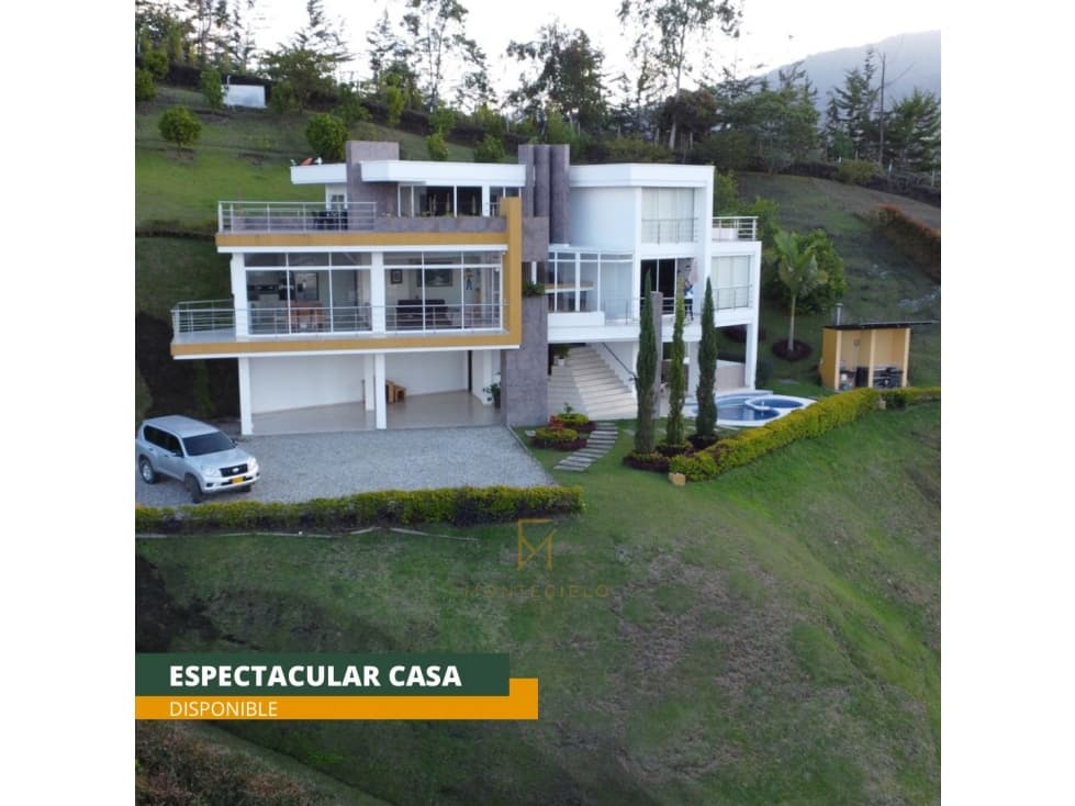CASA DE LUJO, A 2KM DE EL PEÑOL-ANTIOQUIA — foto 2