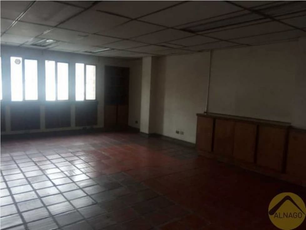 EDIFICIO DE 4° PISOS + SÓTANO EN VENTA EN SAN DIEGO, MEDELLÍN — foto 5