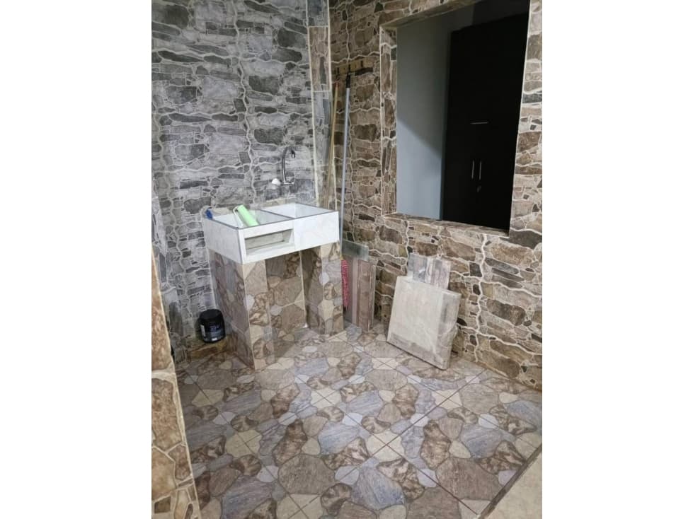 EN VENTA CASA EN ENCISO MEDELLIN PISO1 — foto 6