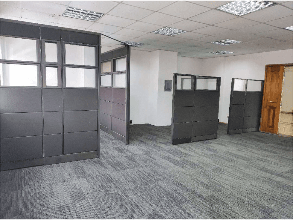 OFICINA EN ARRIENDO, EDIFICIO COMERCIAL SANTA BÁRBARA, BOGOTÁ — foto 2