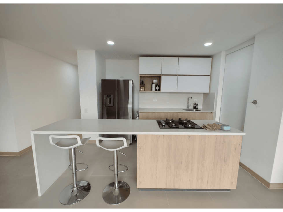 APARTAMENTO EN VENTA SECTOR LOS CRISTALES - ENVIGADO — foto 2