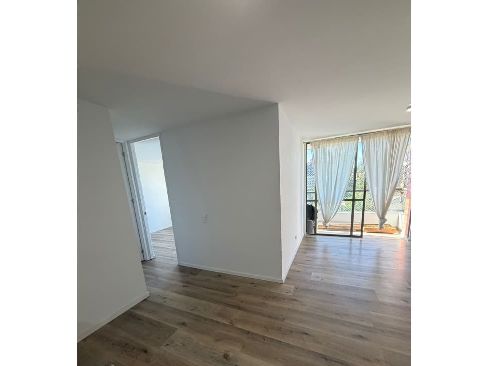 APARTAMENTO EN ARRIENDO SECTOR DE CUMBRES - ENVIGADO — foto 2