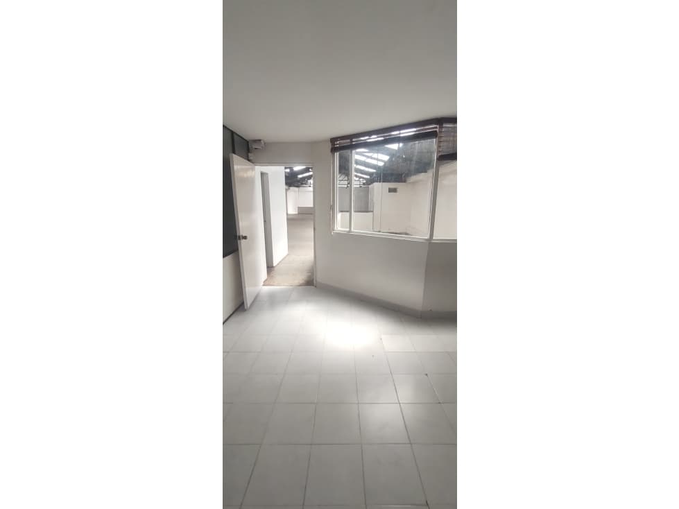 BODEGA PARA LA VENTA EN TOBERÍN, BOGOTA — foto 6