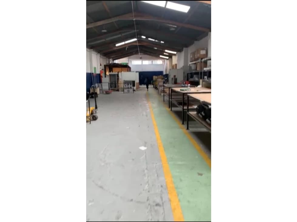 BODEGA PARA LA VENTA EN LAS FERIAS, CUNDINAMARCA — foto 4