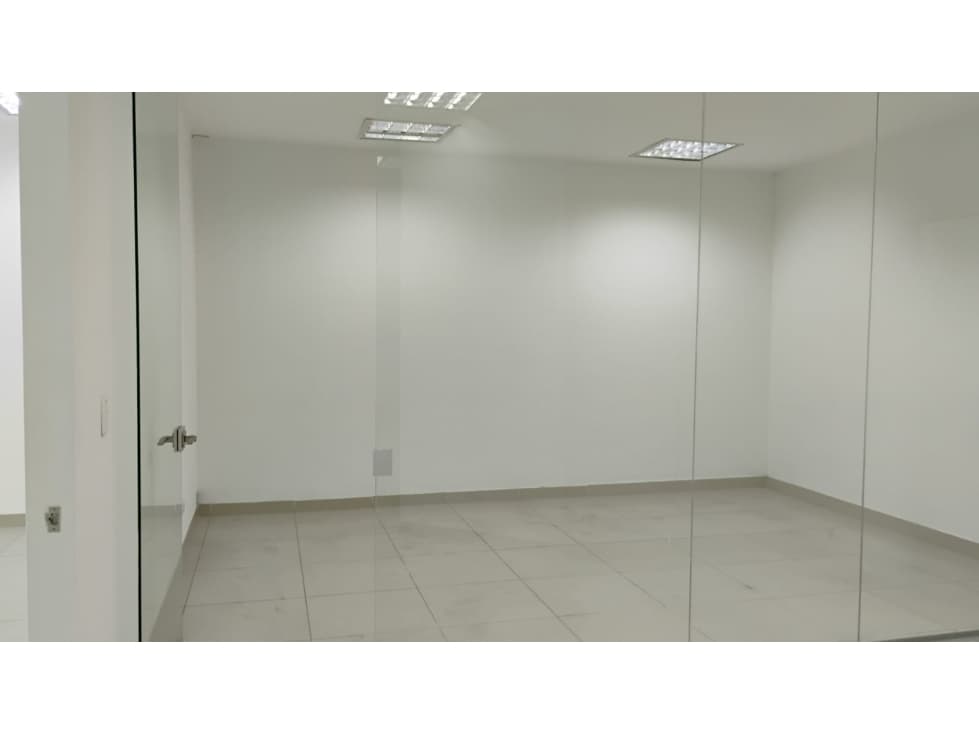 ARRIENDO VENDO OFICINAS CHICO — foto 6
