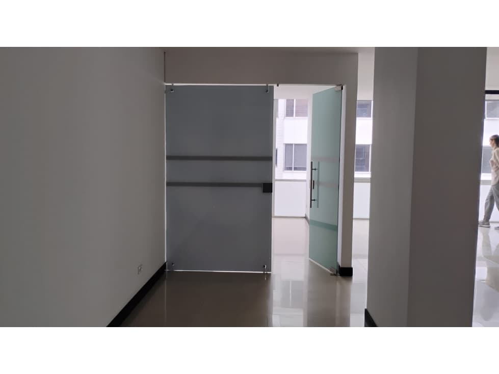 ARRIENDO OFICINAS CHICO — foto 6