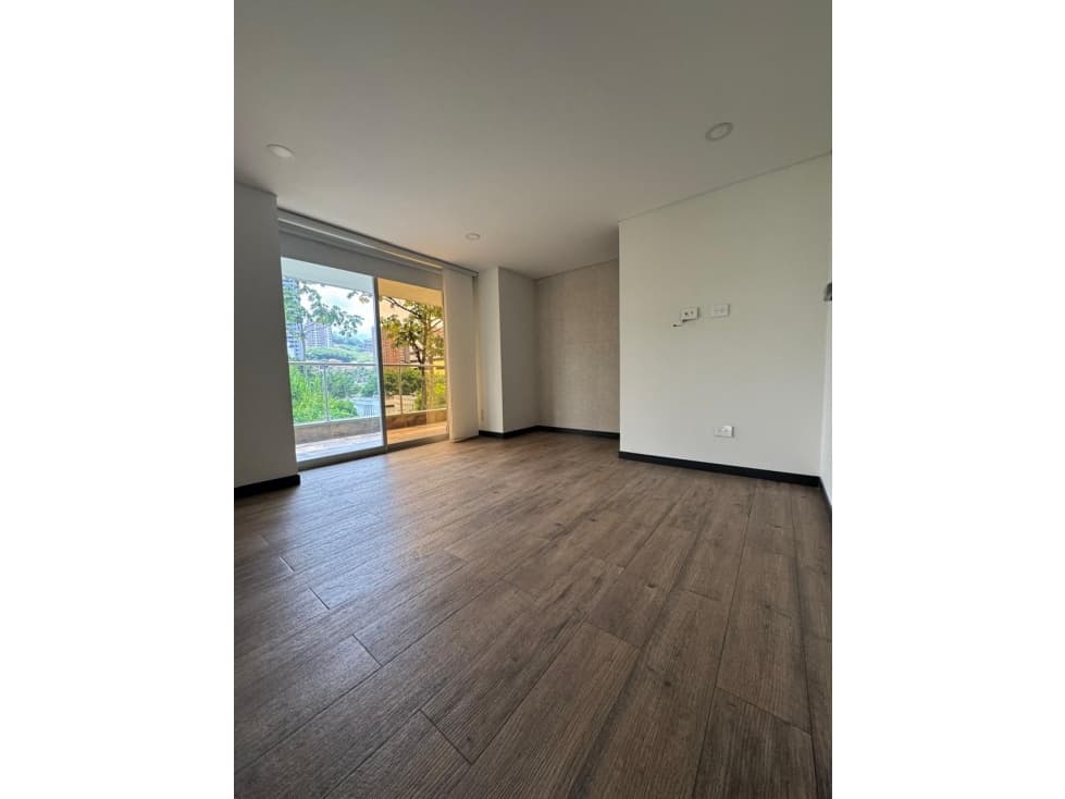 Hermoso apartamento en venta Pinares — foto 3