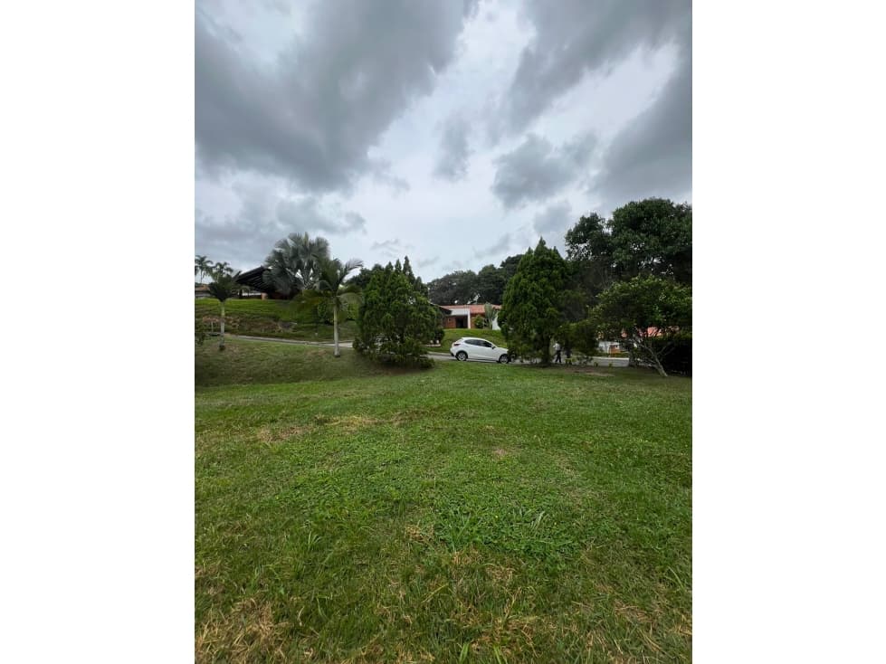 Lote en condominio cerritos en venta — foto 1