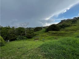 Lote en venta en Cerritos Sector Malabar