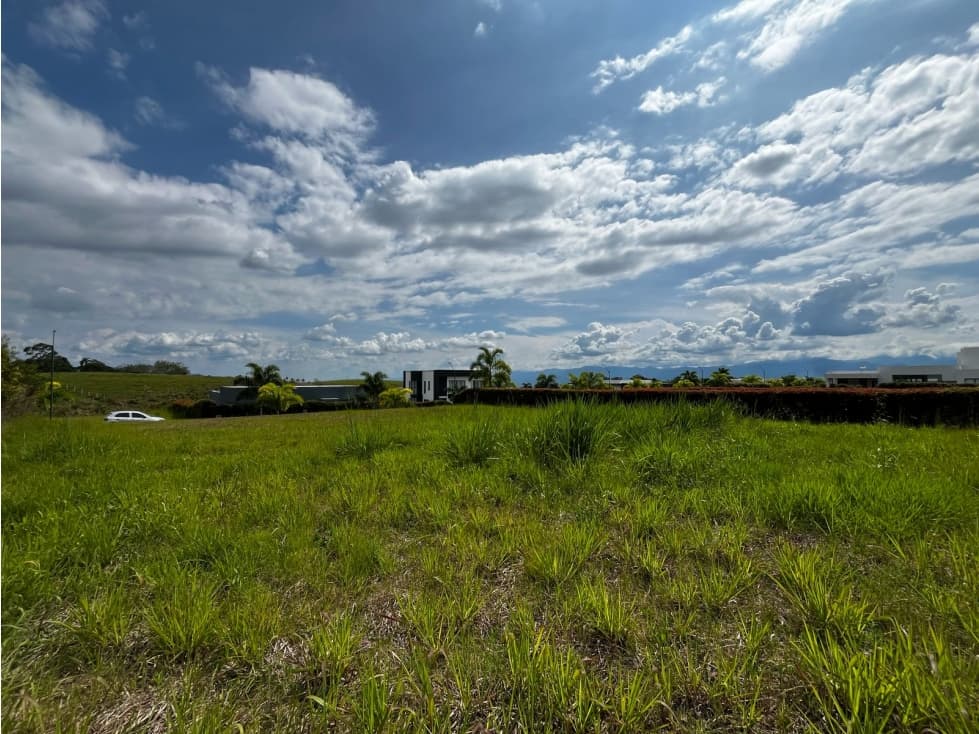 Lote en venta en Cerritos Sector Malabar — foto 4