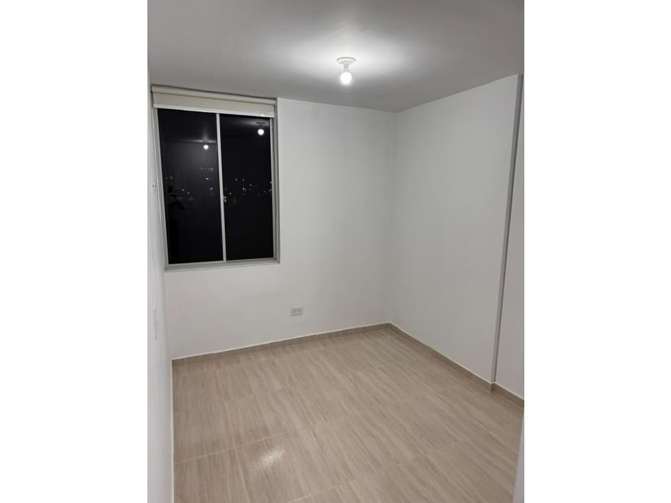 SE VENDE CONFORTABLE APARTAMENTO EN LA CONDINA — foto 2
