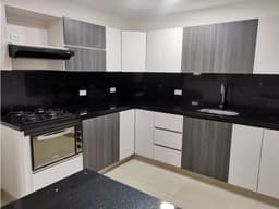 Se Arrienda casa tercer piso en Villa Hermosa