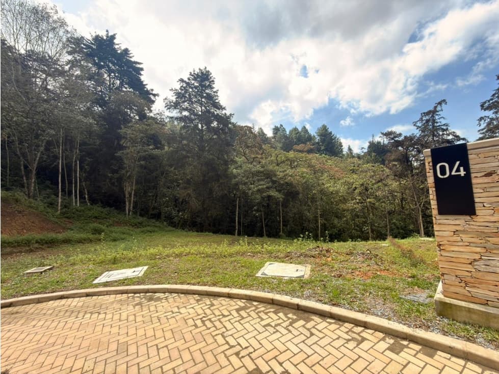 Lote en Venta Envigado (Transversal de la Montaña) — foto 1