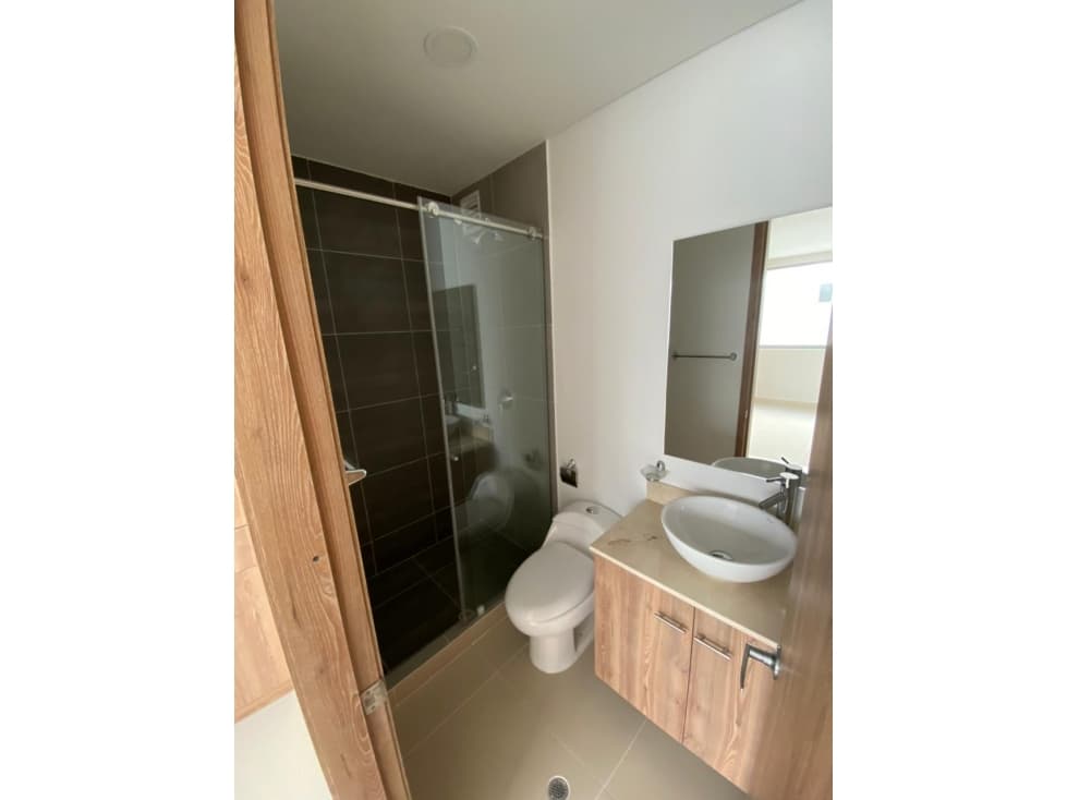 EN VENTA APARTAMENTO NUEVA TEQUENDAMA edificio TORRE COSMOPLAZA — foto 3