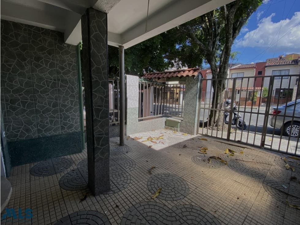 Venta Casa Alcalá Envigado — foto 2