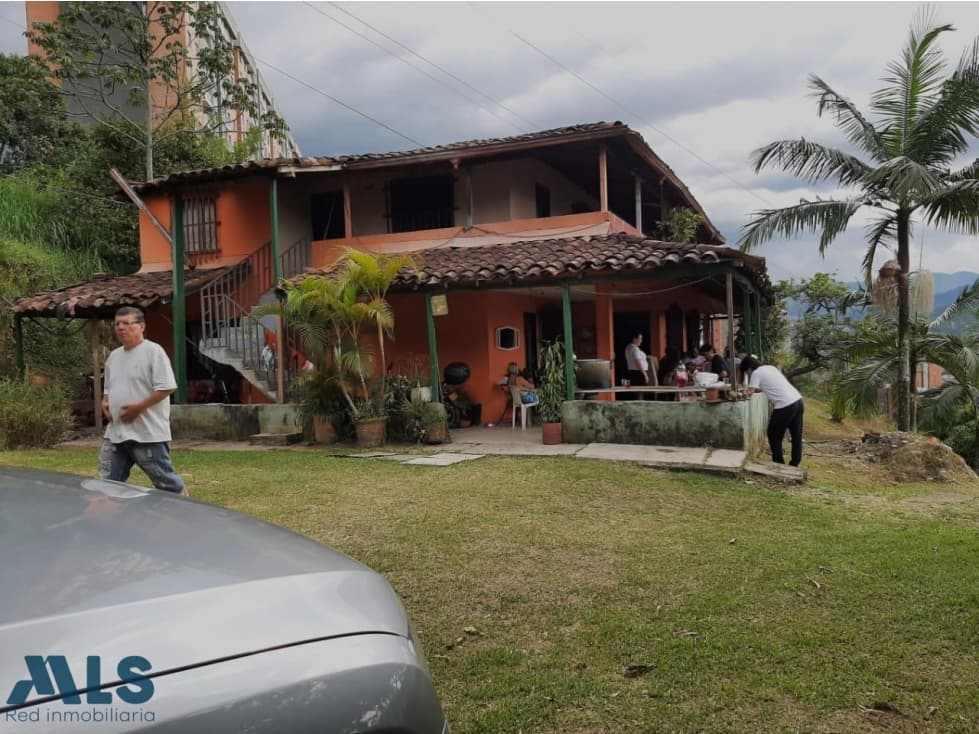 Venta Lote Envigado El Trianón — foto 3