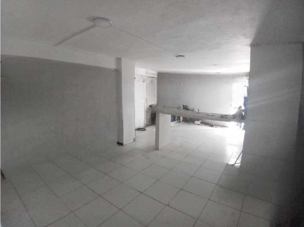Oficinas en arriendo sobre la crr 46 — foto 3