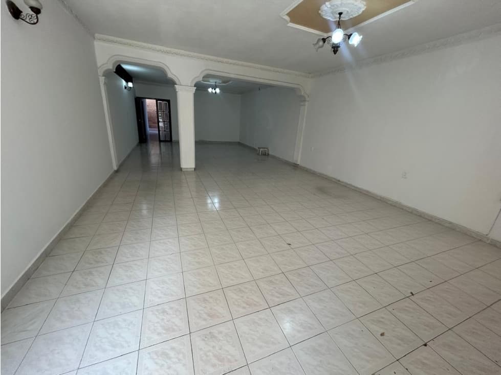ARRIENDO CASA BARRIO EL PRADO — foto 3