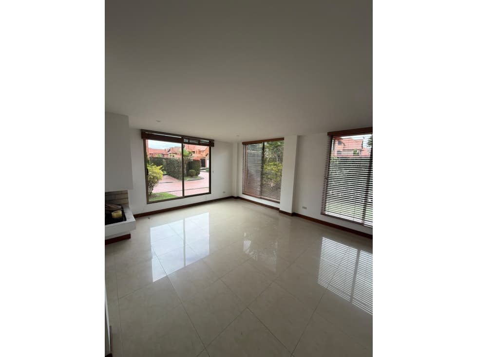 Venta / Arriendo Casa en Chia — foto 1