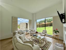 Casa en Venta en condominio ubicado en Sopo